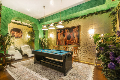 Царь-баня на дровах на Арбате